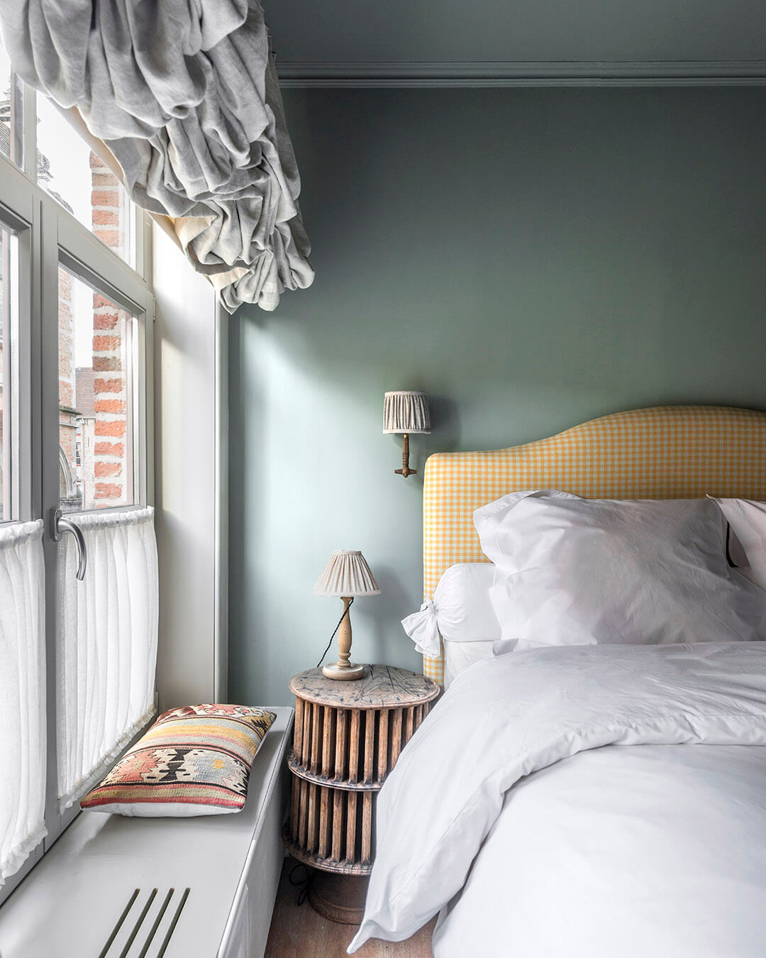 Renovated apartment, Bruges - Natalie Haegeman Interiors